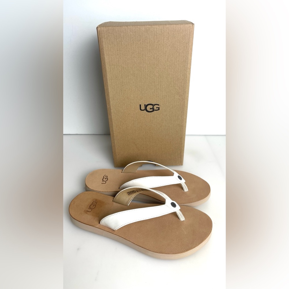 UGG Women Tawney Flip Flop Sandals Tan White Size 6